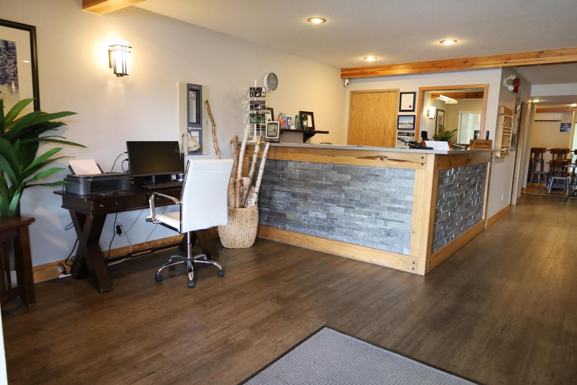 Glacier Mountain Lodge Blue River Esterno foto